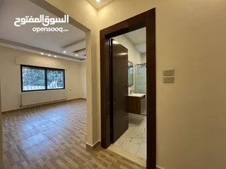  9 شقة شبه ارضي خلف سيفوي مرج الحمام جديدة وبسعر مغري جدا جدا ..  وبأقل من سعر التكلفة .