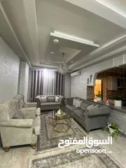  14 شقة مطلة جداً، في موقع مميز، قرب مسجد الحسين بن طلال، أبو عليا، طبربور.