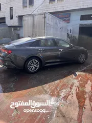  6 كيا k5هايبرد وارد كوريا محرك 2000cc  موفرة جدا بالبنزين بمعدل 400كيلو في التنكة