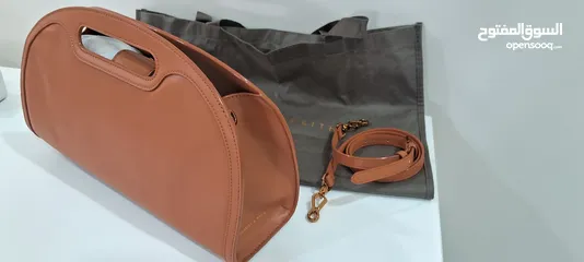  5 tags on new camel handbag unique with detachable strap