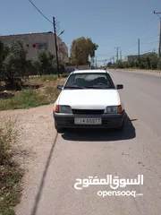  1 اوبل كادت موديل 90 بيوتي  ماتور 1400cc  حلاب  قير عادي دهان وكالة  مكانيك وكهرباء كلو شغال غرفة وتال