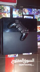  1 PS4 fat مستعمل مع يده الأصلية