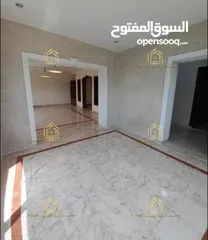  8 شقة طابقية - خلدا - 4نوم 2 ماستر - 365م - عروضنا غير..