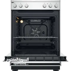  3 Whirpool 4 cooking zones with oven.