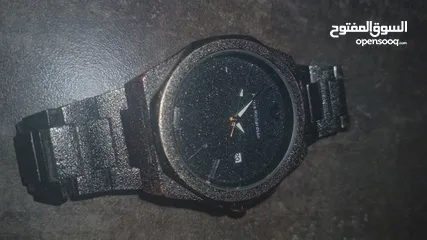  1 ساعه مستعمله للبيع الاستعما فقط 4 اشهر