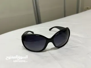  1 نظارة جديدة لون اسود