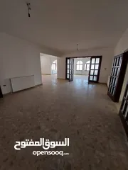  5 شقة فارغة - ضاحية الرشيد - 4نوم - 380م