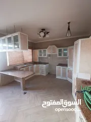  9 شقة سكنية للبيع