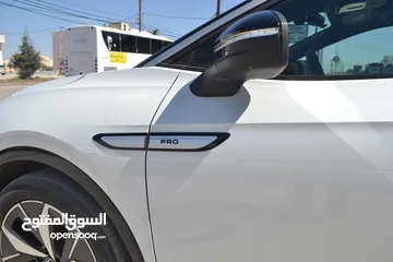  10 VOLKSWAGEN ID.4 CROZZ  PRO BIANO BLACK  2023 لون لؤلؤي فحص كامل