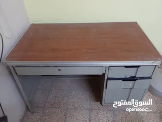  2 ميز مكتبي حديد