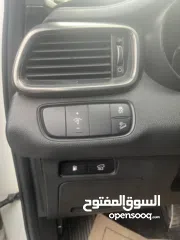  5 KIA SORENTO  2018 GT LINE