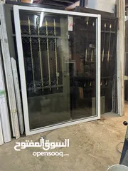 2 تشكليت شبابيك و ابواب مستعمل تسليم على المقاس