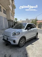  2 سيارة كهرباء للبيع leapmotor