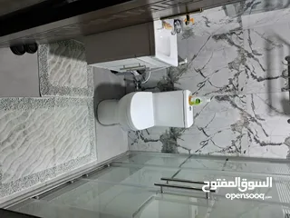  20 شقه مميزه مفروشه متاحه الان  منطقه عوائل موقع مميز وسط كل الخدمات للايجار الاسبوعي  الشهري او السنوي