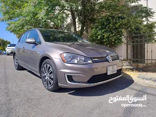  4 Volkswagen e-golf 2015