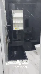  17 منزل للبيع