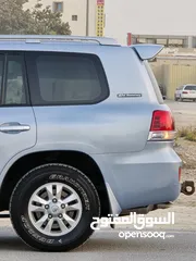  9 Land cruiser GXR V6 GCC 2011 price 74,000 AED