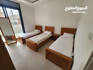  1 فيلا للبيع بغرض السفر (بوابة اريحا)