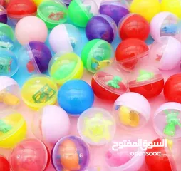  7 ماكينات علكة و مصاص. 1500 حبة علكة كاندي. طابات مجنونة نطاطة. طابات هدايا