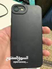  2 ايفون ذهبي في حالة ممتازة
