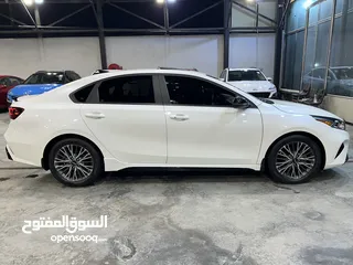  8 312 - كيا فورتي 2022 GT-LINE