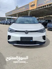  1 VOLKSWAGEN ID.4 CROZZ PRO Black  piano 2023