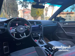  8 lVolkswagen Golf Gti