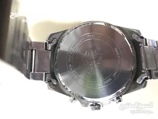  8 ساعة كاسيو اديفيس