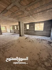  5 شقة مميزة طابق ارضي مع حديقة خاصة