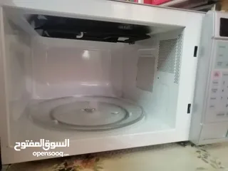  4 مايكرويف ماركه sanyo سعه 36 لتر