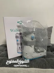  2 Walker boot  جبيرة / كسارة