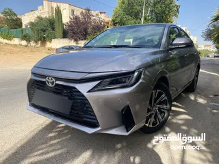  1 تويوتا يارس ياباني اصلي  لاتزال على كفالة الشركة موديل  2023 للبيع الشكل الجديد
