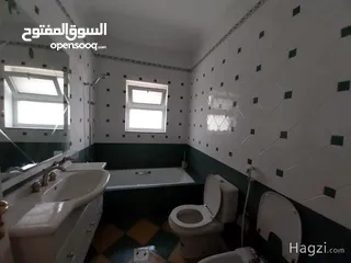  13 شقة غير مفروشة للإيجار 380م2 ( Property 17862 ) سنوي فقط