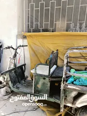  2 دراجه 3 عجلات مع قلاب مع 2 مقعد ,