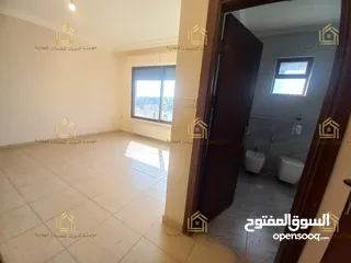  5 شقة مميزة - خلدا - 3نوم 1ماستر - 220م - بإطلالــــه مميزة - قرب الخدمات - موقع هادئ ومميز