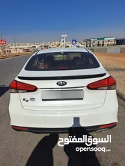  10 كيا 3 2018 كرت أبيض أو البدل ع سياره  أقل سعر تقريبا النص