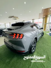  16 فورد موستنج 2022 عداد زيرو كهرباء 500 كيلو لون رمادي اسود ازرق