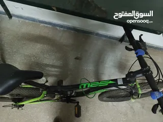  4 دراجة هوائية