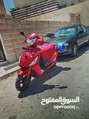  1 سكوتر هيرو للبيع 2032 او بدر على دراجات نارية غيارات
