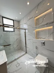  12 شقة طابق مكرر للبيع مساحة 239 بسعر مميز باجمل مناطق حي الصحابه