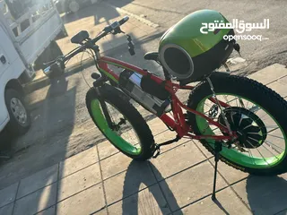  8 بسكليت كهربائي مستعمل بشكل الوكالة لون البسكليت ازرق مثل آخر صورة