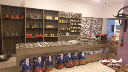  12 خشب ديكور لمحل اراجيل بحالة ممتازة للبيع