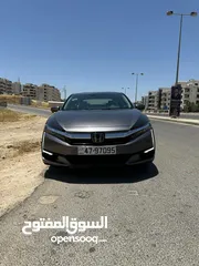  8 هوندا كلاريتي