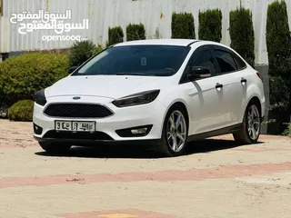  2 فورد فوكس للبيع سعر حرق بداعي السفر