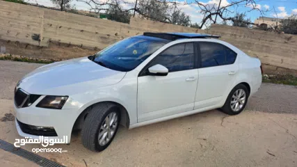  4 سكودا اوكتافيا 2019 صالون بنزين اتومات يد صفر فل فل اضافات بسعر مغري عالكاش