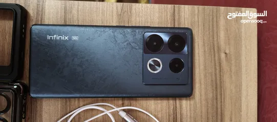  1 Infinix note 40 pro plus 5g للبيع