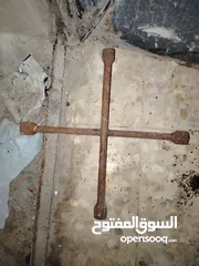  2 رافع سياره ومفتاح عجل