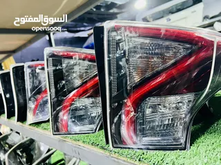  11 قطع واجهة خلفيه تويوتا بريوس 2016-2018  طمبون خلفي +اضويه خلفية +غطاء خلفي+حساسات وقواعد طمبون