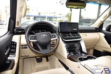 3 تويوتا لاند كروزر بنزين 2024 Toyota Land Cruiser GXR 3.5L Twin Turbo V6