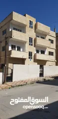  9 عمارة من اربع طوابق العمارة فارغة